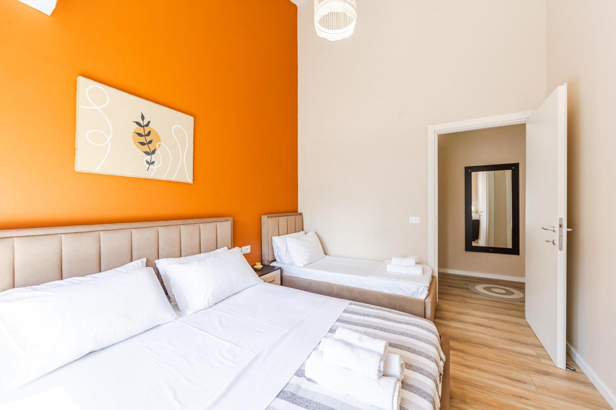 Melon Apartments Vlorë Eksteriør billede